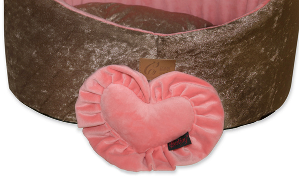 Manufacturer OEM Pet Bed Toy Princess Dog Pillow Custom Handmade Heart Shape Dog Puppy Toy Pillow Personalized Cat Toy Indoor Home Decorative Pillow with Ruffles for Pet Holiday Gift