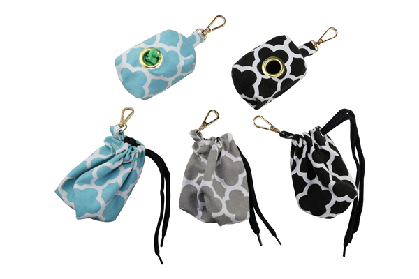 Wholesale Washable Poop Bag Holder Durable Lucky Clover Print Cotton Canvas Brass Grommet Waterproof Zipper Dog Waste Pouch Pet Waste Bag Dispenser Dog Walking Bag Pet Treat Bag Poop Bag Carrier
